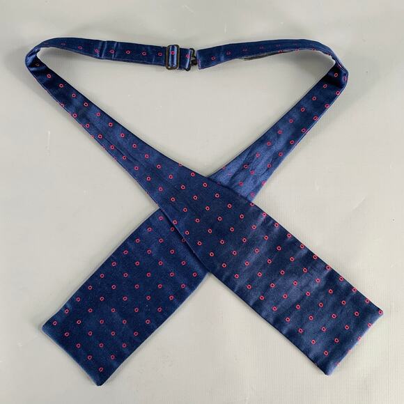 ALEXANDER MCQUEEN Navy Red Circles Silk Bow Tie - Picture 3 of 5